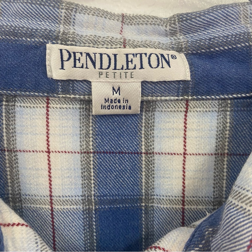 Pendleton Petite Flannel Size Medium - image 3